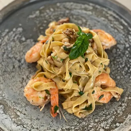 Otel Paradise Laguna Vain *