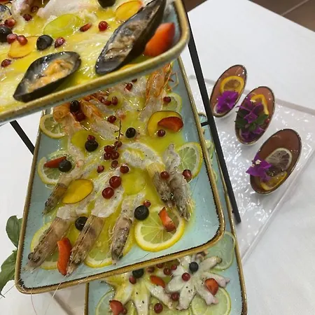 Paradise Laguna Vain