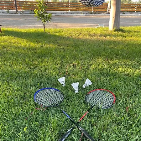 מלון Paradise Laguna Vain Lezhë