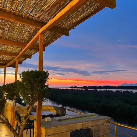 Paradise Laguna Vain Αλέσιον