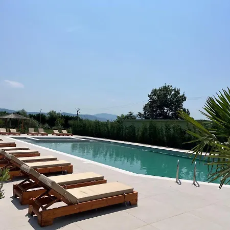 Paradise Laguna Vain Otel Lezhë