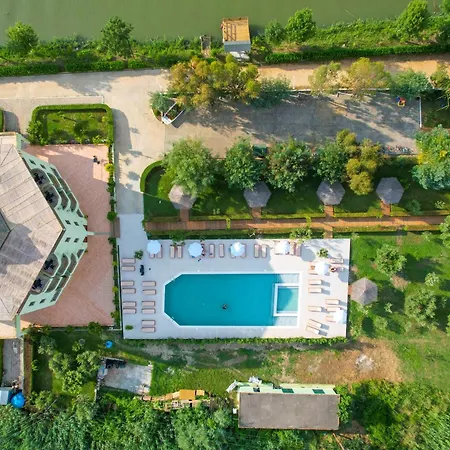 Ξενοδοχείο Paradise Laguna Vain *