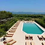 Paradise Laguna Vain Hotel Lezhë