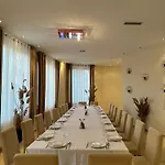 Hotel Paradise Laguna Vain *