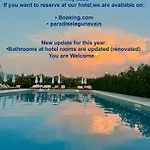 Hotel Paradise Laguna Vain