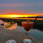 Paradise Laguna Vain *