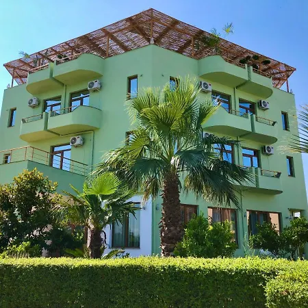 Szálloda Paradise Laguna Vain