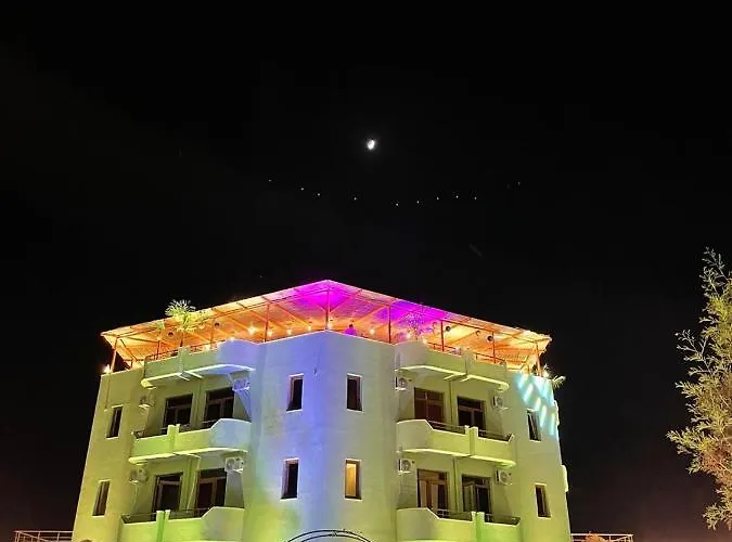 Paradise Laguna Vain Hotel