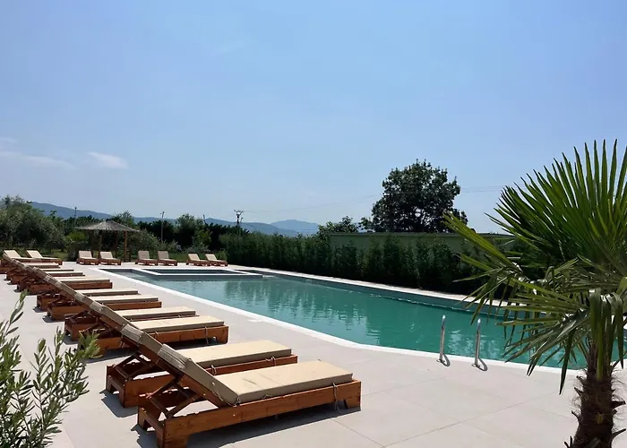 Paradise Laguna Vain ホテル Lezhë