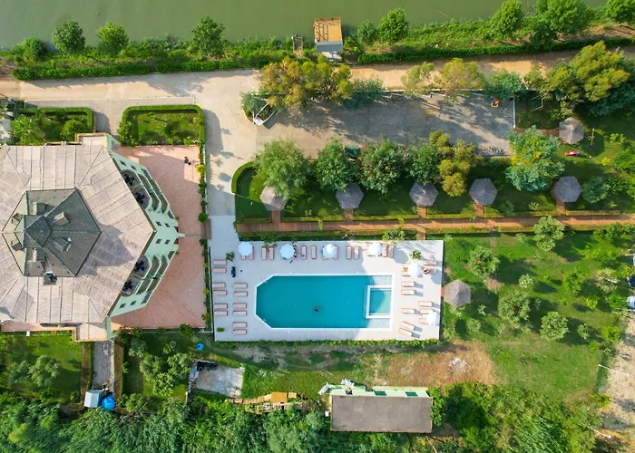 Hotel Paradise Laguna Vain *