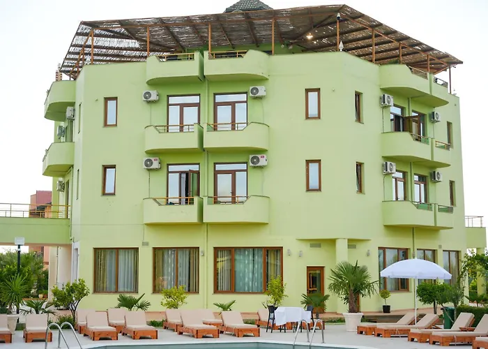 Paradise Laguna Vain