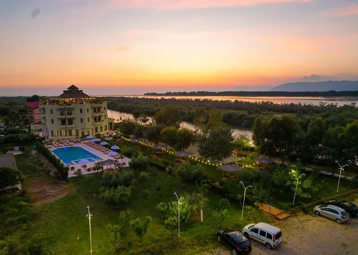 Hotel Paradise Laguna Vain *