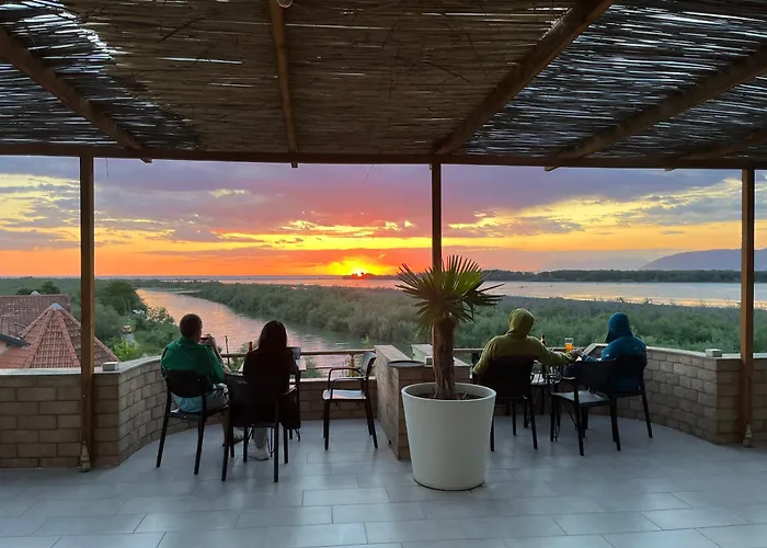 Hotel Paradise Laguna Vain