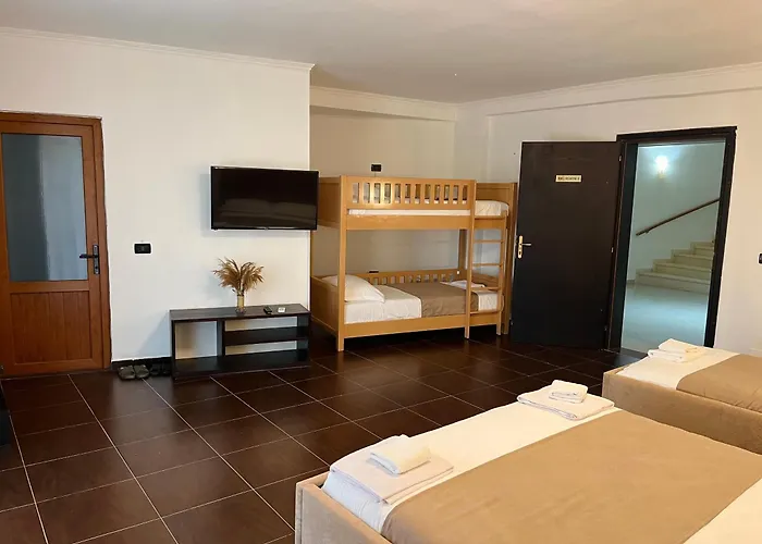 Paradise Laguna Vain Hotel *