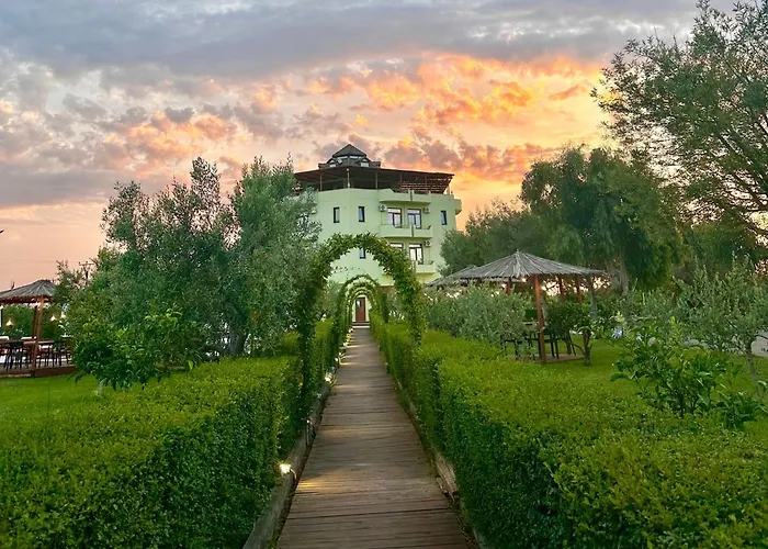 Paradise Laguna Vain Lezhë