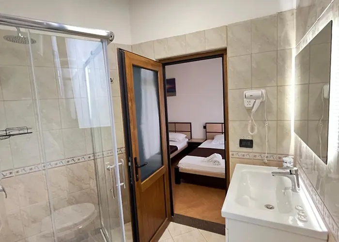 Hotel Paradise Laguna Vain Lezhë