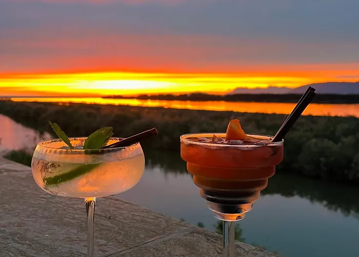 Paradise Laguna Vain *