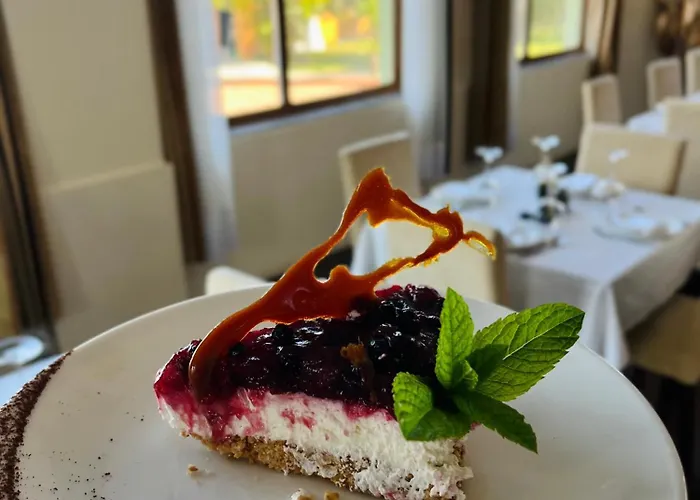 Paradise Laguna Vain Hotel