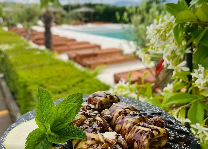 Hotel Paradise Laguna Vain